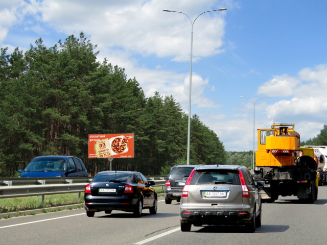 Щит 6x3,  Богатирська вул.  в напрямку Вишгорода. Вишгород, траса на Межигір’я, зоопарк "12 місяців"