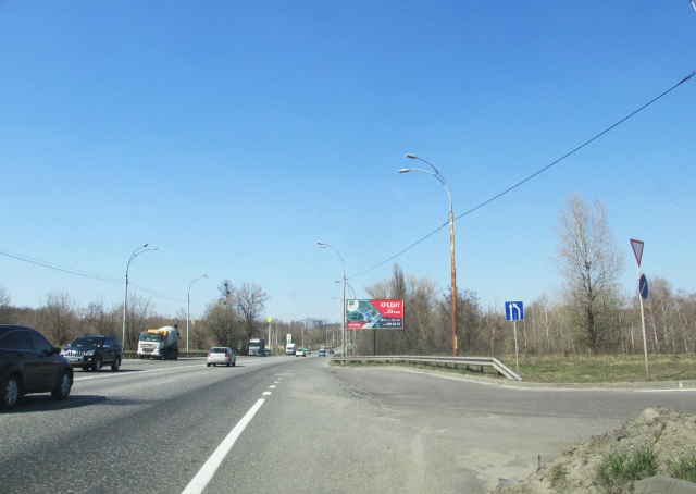Щит 6x3,  Заболотного Академіка вул. 31Е, виїзд з АЗС Wog,  в напрямку Глушкова Академіка просп.