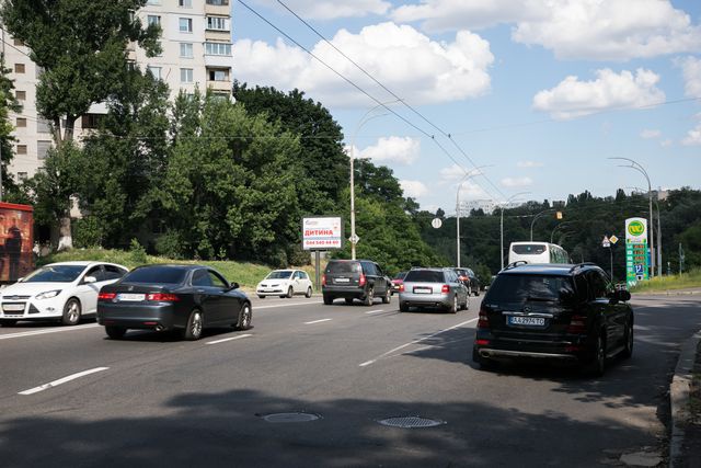 Скролл 3.14x2.3,  Солом'янська вул., 41,вул. Протасів Яр (перехрестя, АЗС WOG), в напрямку центру