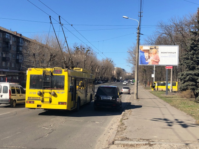 Призма 6x3,  Відрадний просп., навпроти буд. 40 (СТО, АТБ-маркет, ЖК Фундамент, ресторан Сито-П'яно Італьяно), в напрямку бул. Вацлава Гавела